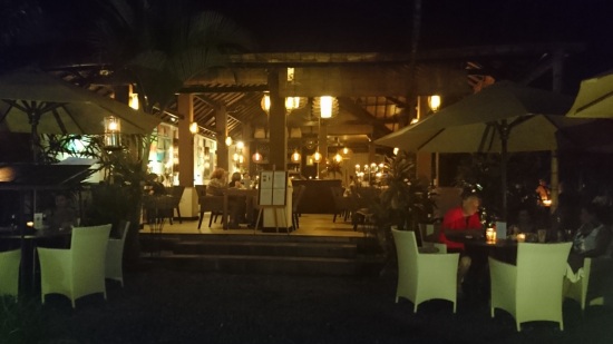 Cafe Des Artistes の変化の噂を検証しに行ってみた。@ Jl.Bisma, Ubud (\'16年4月)_f0319208_20254451.jpg