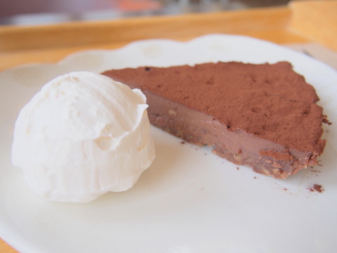 チョコタルト:カフェ・イリス(板柳町)_b0147224_20582455.jpg