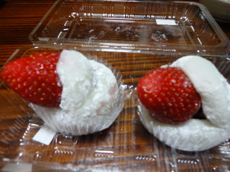 昨日、富士見市シャトレーゼ&ららぽーと、志木陶器屋_d0061678_14583577.jpg