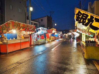 お祭りが始まりました_c0336902_19011247.jpg