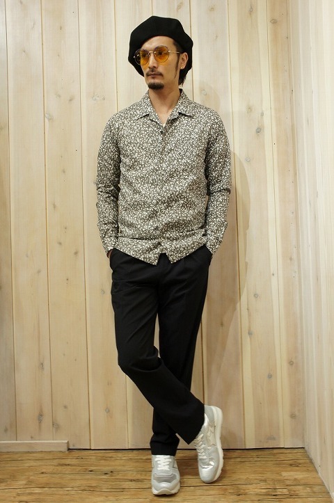 花柄デザインシャツ！【LOUNGE LIZARD】【ラウンジリザード】No.4227 T/C LAWN SHIRTS [GRAY]☆そして、なつかし屋。_b0108653_21162220.jpg