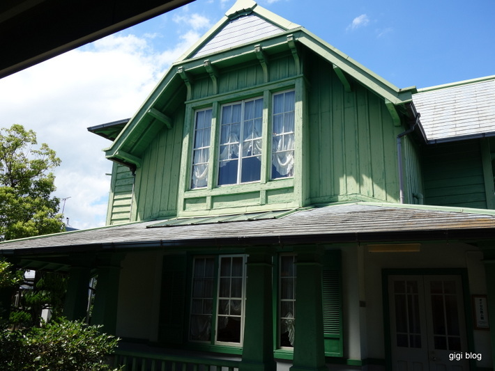 f0374868_10104487.jpg