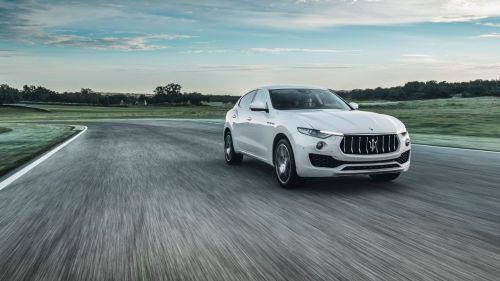 MASERATI Levante_b0170184_00561807.jpg