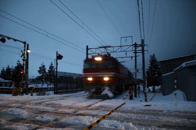 藤田八束の鉄道写真@北海道に優秀な指導者が欲しい・・・若者にチャンス、明治維新以来のチャンスに若者よ挑戦せよ_d0181492_19422059.jpg