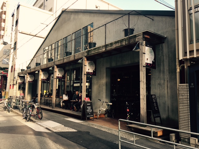徒歩10分圏内のお昼。_a0050302_373561.jpg