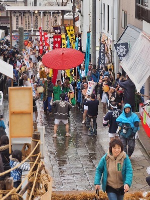 裸押合い大祭（大名行列）_c0336902_16305172.jpg