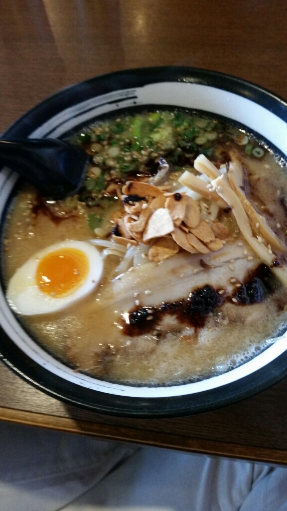 焦がしにんにく味噌ラーメン♪_b0169958_21284104.jpg