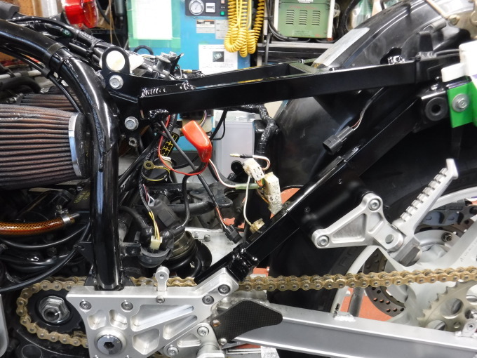 GPZ900Rの車検とメンテとケツ上げと・・・その2_a0163159_23235858.jpg