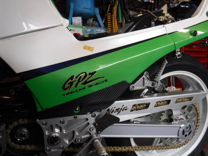 GPZ900Rの車検とメンテとケツ上げと・・・その2_a0163159_23253313.jpg