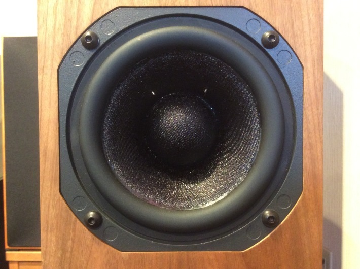 お問い合せが多いスピーカー、ATCの「new SCM7」。 : オーディオ お問い合せが多いスピーカー、ATCの「new SCM7」。 : オーディオ