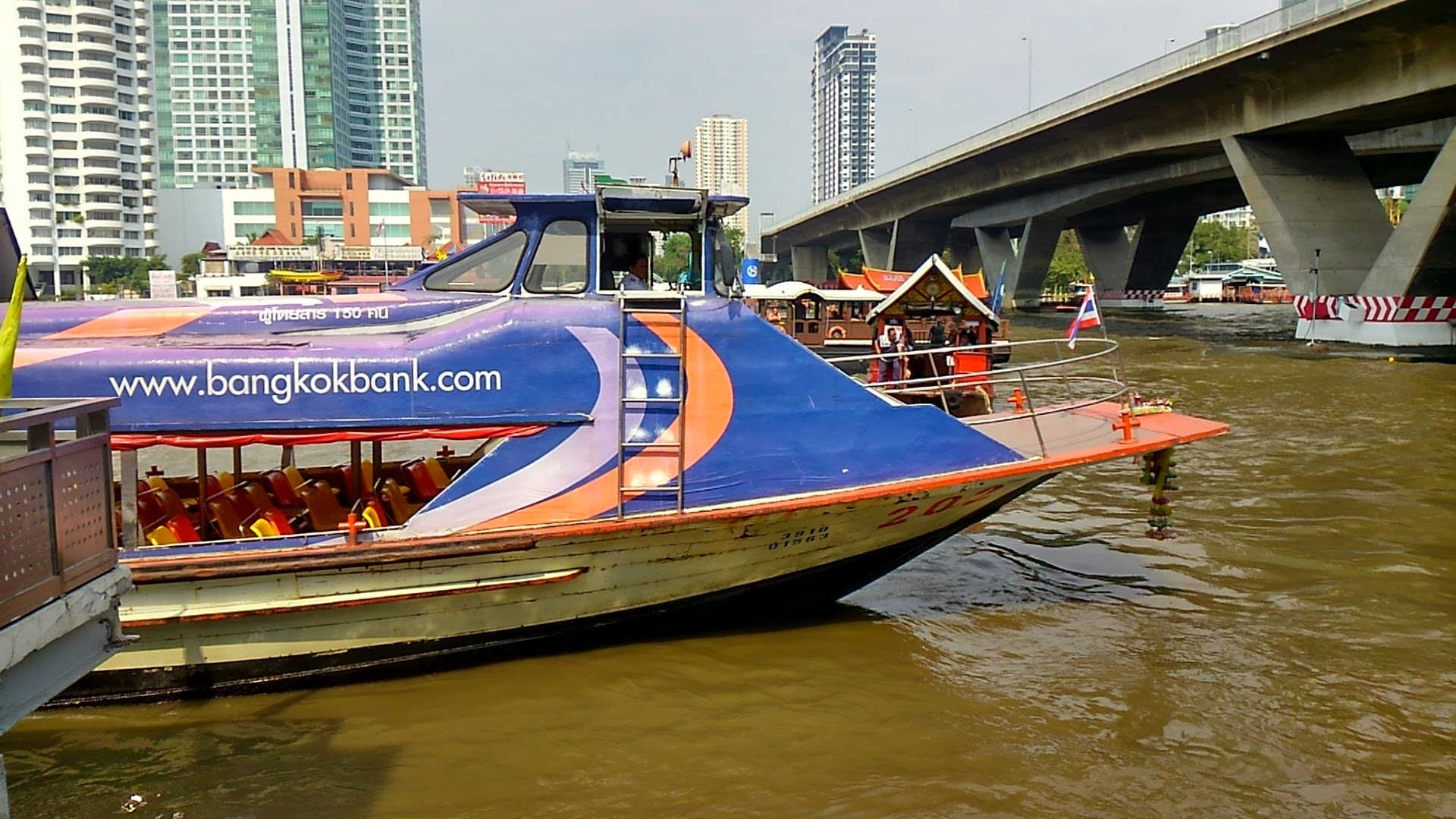 a0224502_21045093.jpg