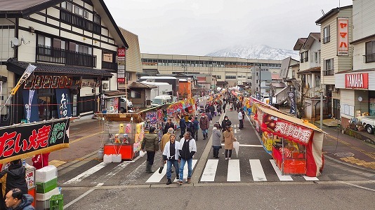 裸押合い祭り(福餅撒与)_c0336902_12195839.jpg