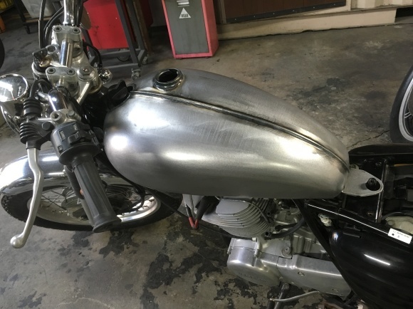 柔らかな質感の SR400 ボンネビルタンク ボンネビルタンク 400用 MOTOR