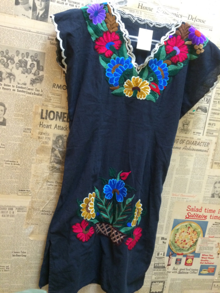 刺繍ワンピース追加入荷‼️_a0108963_01393890.jpg