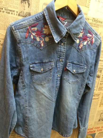 デニムアイテム入荷中☆_a0108963_23025118.jpg