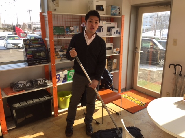 3月5日(日)トミーアウトレット♪グッチーブログ♪S様デリカD2ご成約♪M様オデッセイご成約♪T様エスティマ納車!N様レガシィ納車!_b0127002_17564793.jpg