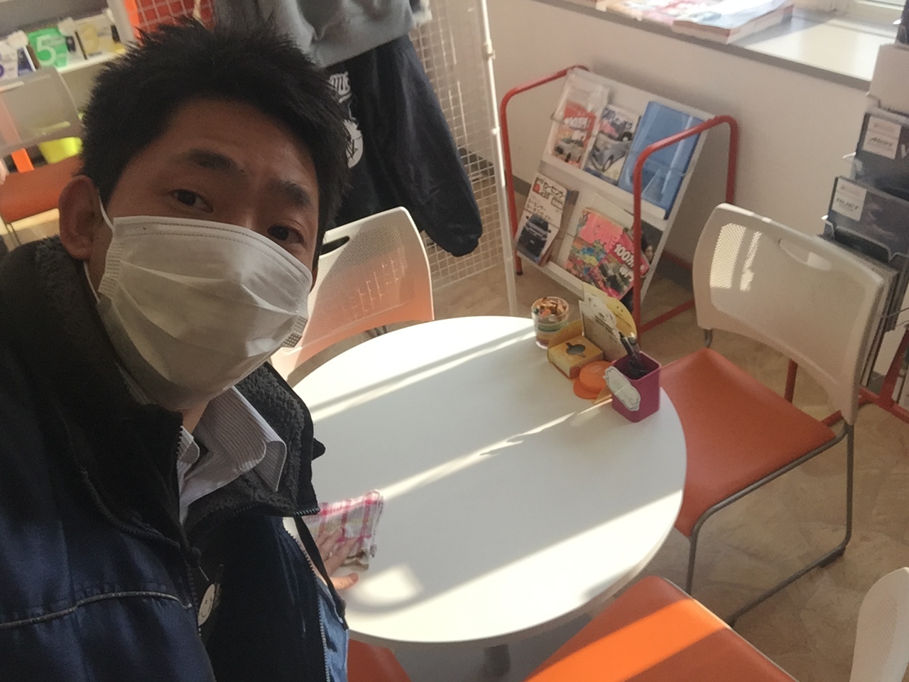 3月5日(日)トミーアウトレット♪グッチーブログ♪S様デリカD2ご成約♪M様オデッセイご成約♪T様エスティマ納車!N様レガシィ納車!_b0127002_18010066.jpg