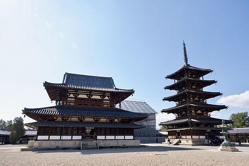 奈良県　国宝・重要文化財（建造物）　見学解説付き_b0212342_07425068.jpg