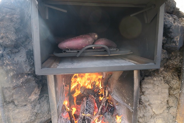 焼き芋会_f0313744_414019.jpg