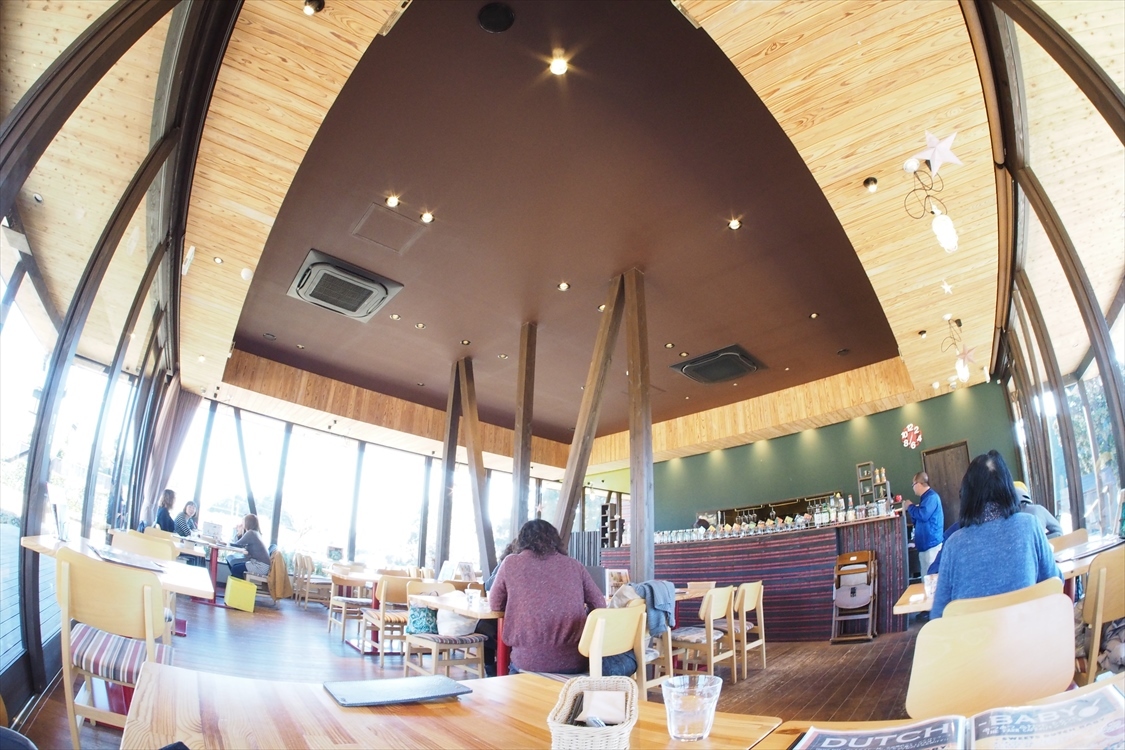 【THE FARM CAFE】野菜を食べるCAFE　～”郊外”ってこういう場所かな_b0008655_17281293.jpg