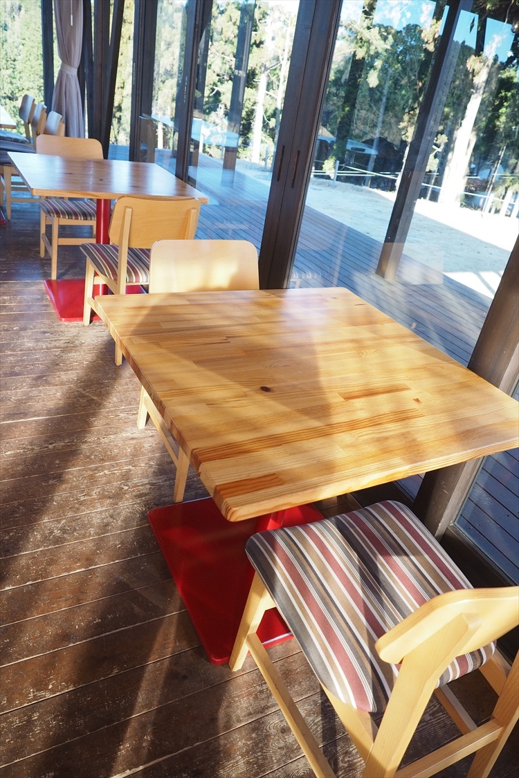 【THE FARM CAFE】野菜を食べるCAFE　～”郊外”ってこういう場所かな_b0008655_17481259.jpg