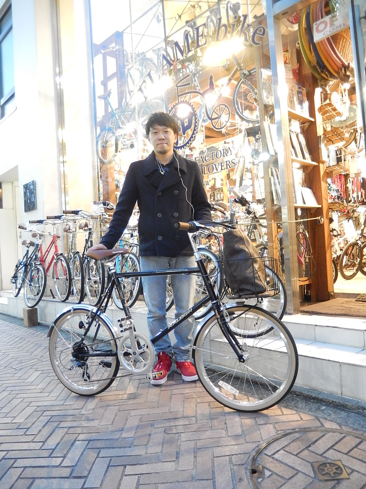 3月5日　渋谷　原宿　の自転車屋　FLAME bike前です_e0188759_1919133.jpg