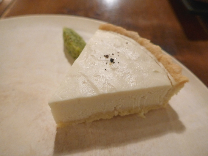 市ヶ谷「古民家ビストロ 燕食堂」へ行く。_f0232060_20293621.jpg