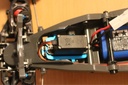 製作記 タミヤ DT-03 レーシングファイター ①シャシーのモノコック化
