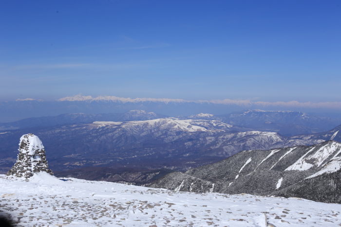 春の雪は淡雪　硫黄岳　170305_e0338862_19560139.jpg