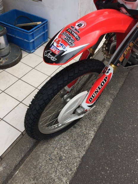 e0032163_00451116.jpg