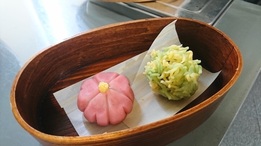 春の和菓子 桜と菜の花 くらしを楽しむ 食のサロン ゆるらかキッチン 春の和菓子 桜と菜の花 くらしを楽しむ 食のサロン ゆるらかキッチン