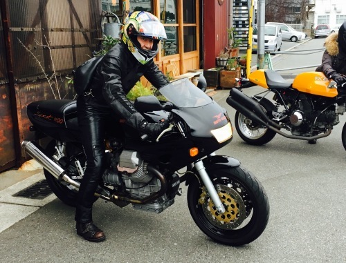 Vespa Ducati Moto Guzzi、、、イタリアンバイクご夫婦ご来店。_f0326751_23010284.jpeg