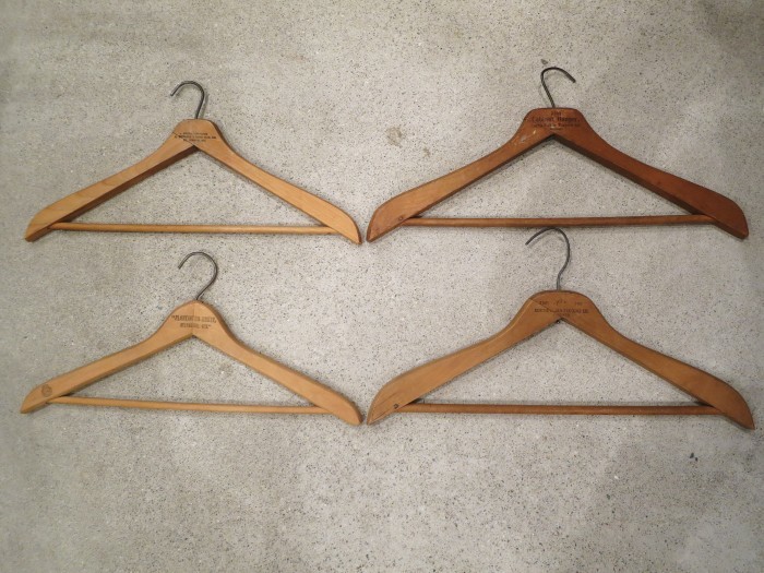 Vintage advertising wood hanger　_e0187362_17172997.jpg