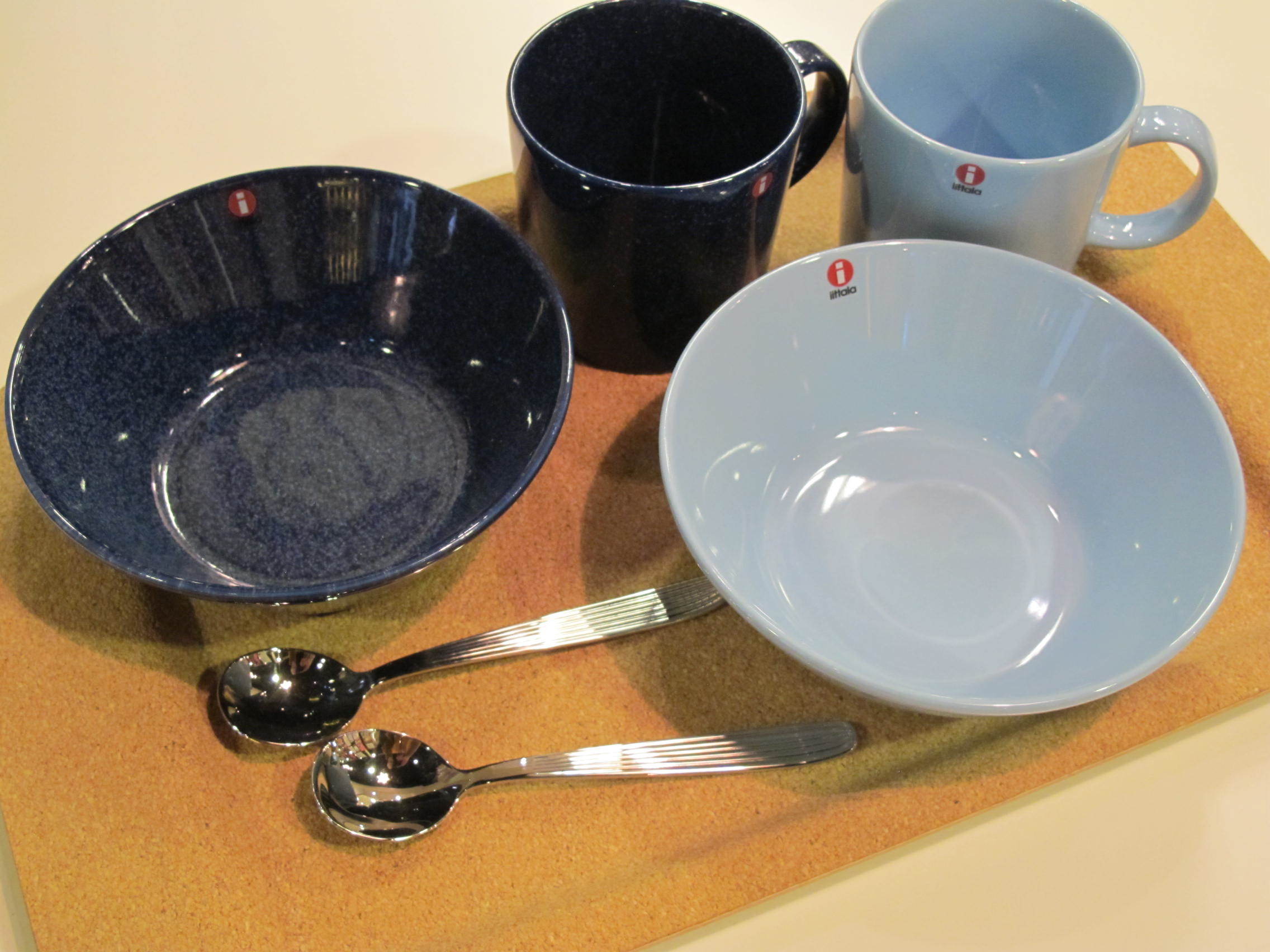 iittala ウルトラマリンブルー_d0182409_15021937.jpg