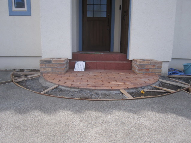 外構工事伊勢崎市 S邸 お庭 素敵に変身中(^^♪ _e0361918_17481060.jpg