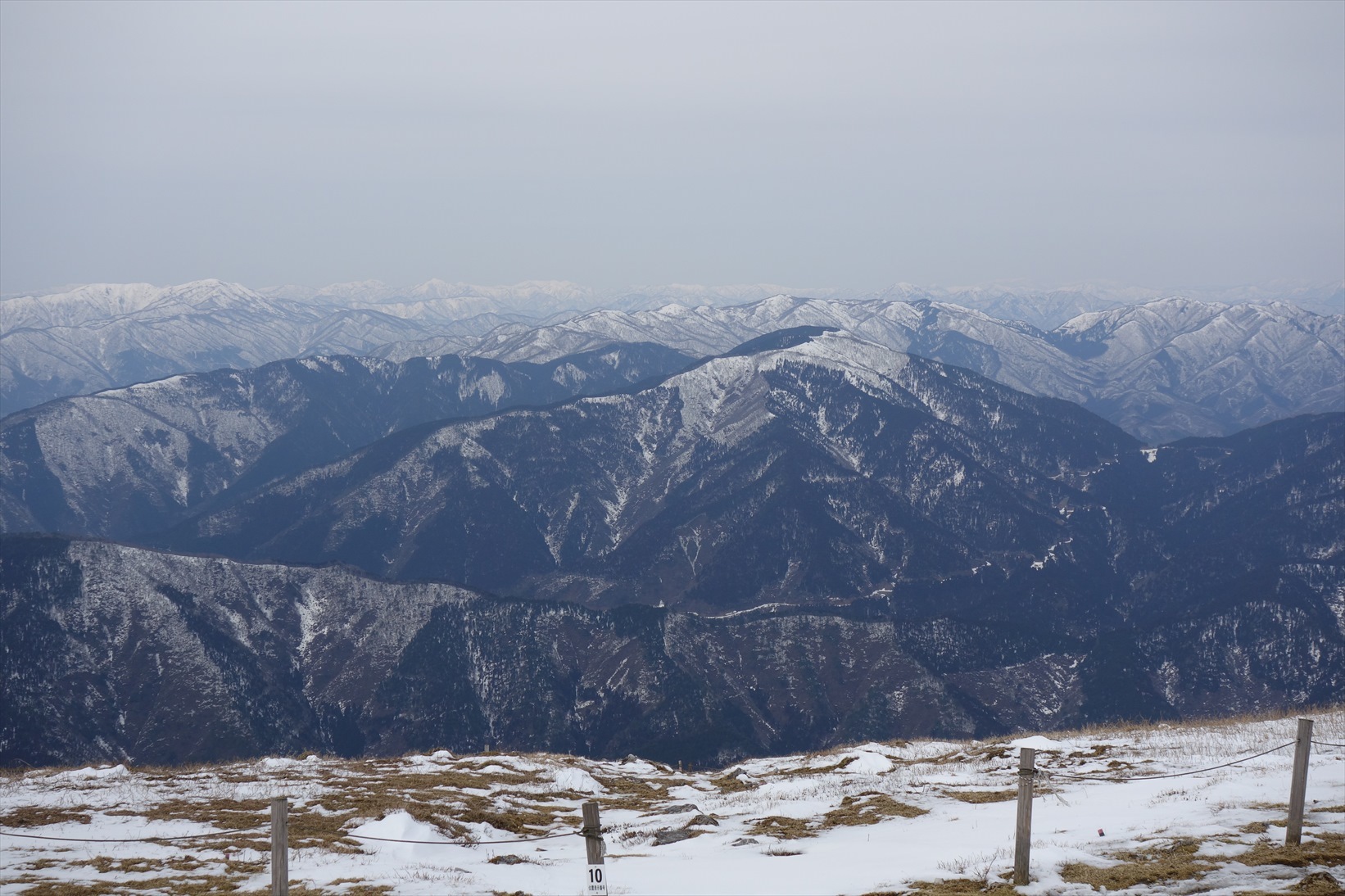 f0348933_04025424.jpg