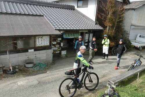 山の辺の道　ＭＴＢでサイクリング_b0332867_22010644.jpg