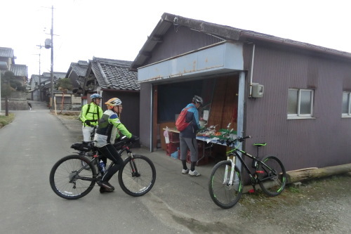 山の辺の道　ＭＴＢでサイクリング_b0332867_22013207.jpg