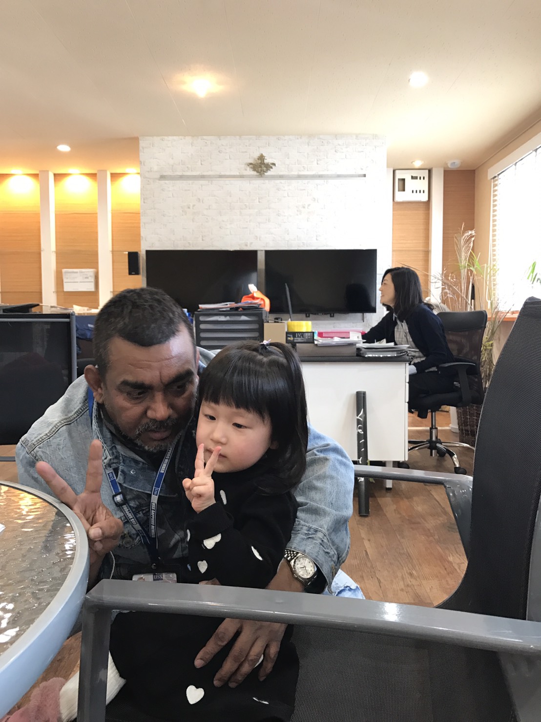 3月8日 水曜日のひとログ(´-ω-`) ランクル・ヴェルファイア・ハイエース取り揃え♫TOMMY_b0127002_1817569.jpg