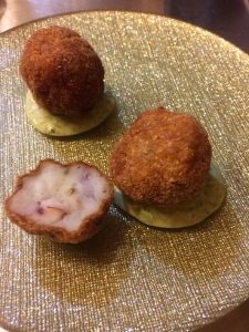ナンバーエイト_a0059035_13021600.jpg