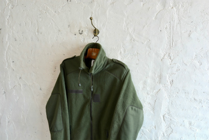 French army Fleece jacketとスタッフ募集のお知らせ_f0226051_17152751.jpg