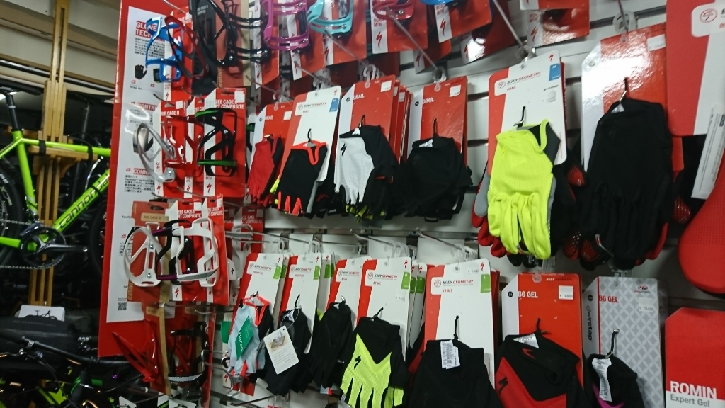 店頭商品、衣替えしました_b0282021_22044243.jpg