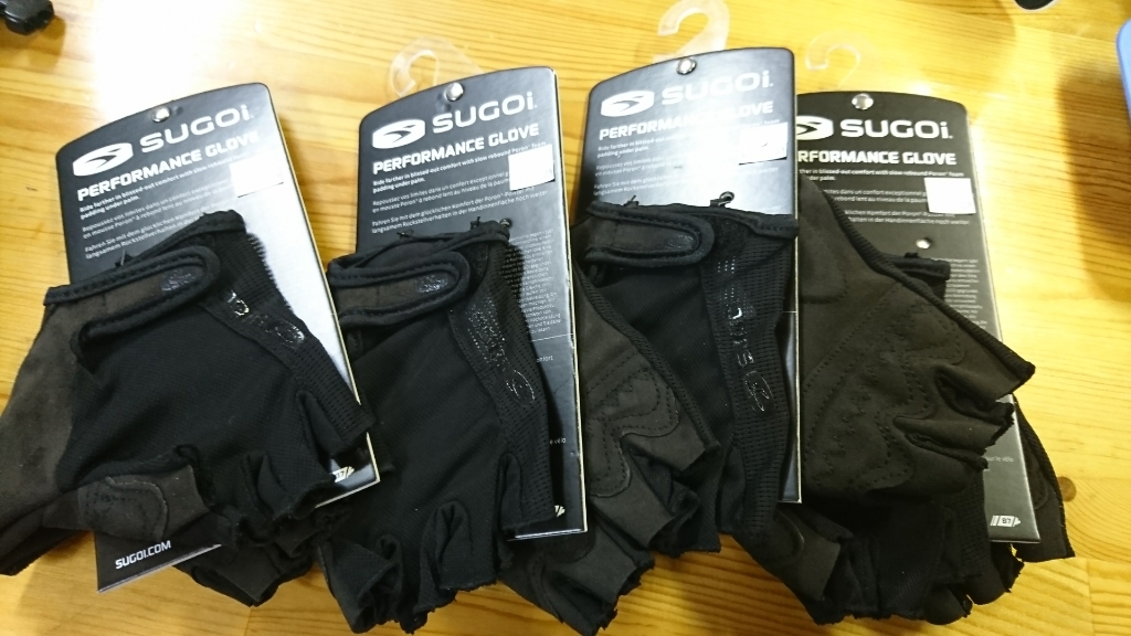 店頭商品、衣替えしました_b0282021_22044788.jpg