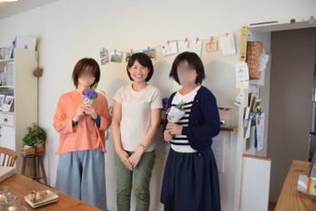 サポート付き実践型自宅講座 「絆*整理収納実践講座」3・4・6月開講クラスのご案内_a0284626_02412459.jpg