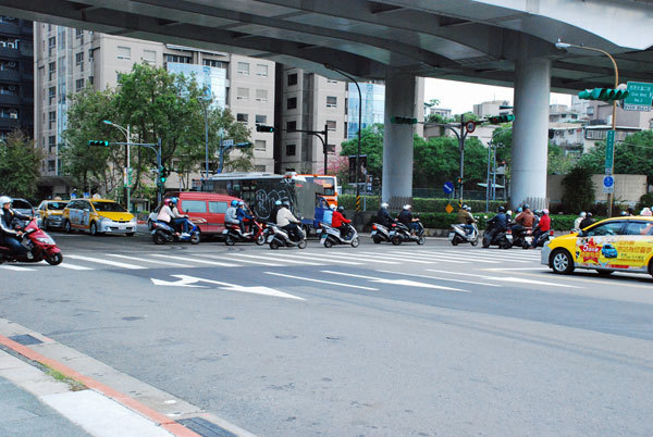 f0247849_00115841.jpg