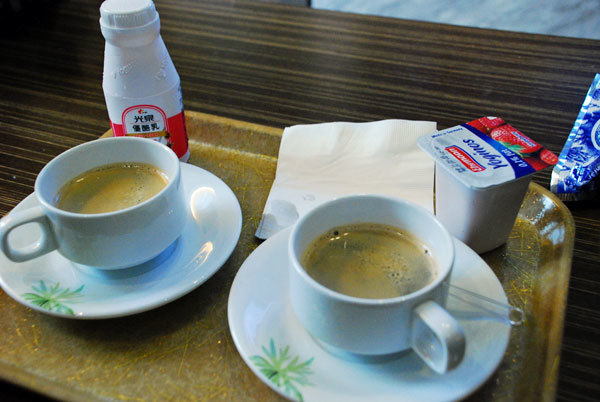 f0247849_00121662.jpg