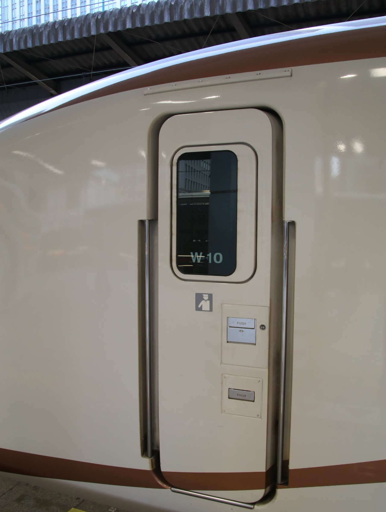 W7系 グランクラス初乗車_d0202264_1646106.jpg