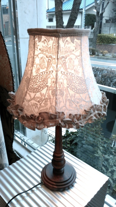 PURE MORRIS いちご泥棒 ランプシェードが完成しました!_c0157866_13205959.jpg