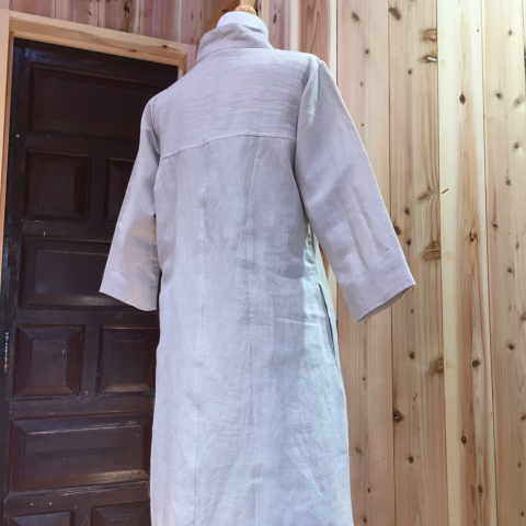 春の準備はじまりました〜麻のコート入荷_d0187468_12112778.jpg