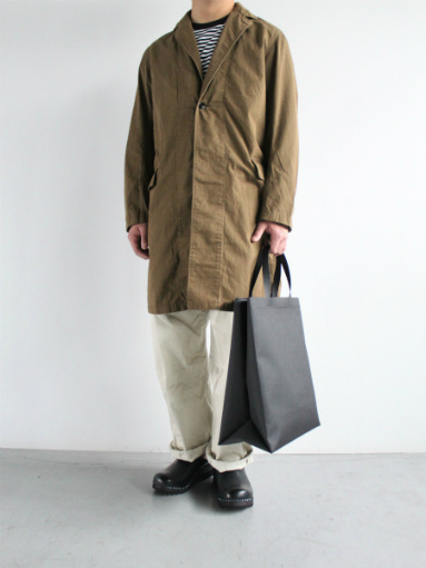Aeta WELDER TOTE V : 『Bumpkins putting on airs』